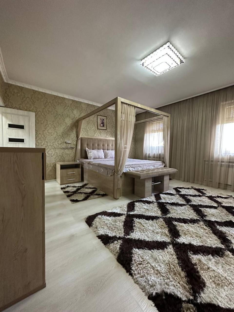 Hi-Tech Apartment In City Center Tashkent Exterior foto